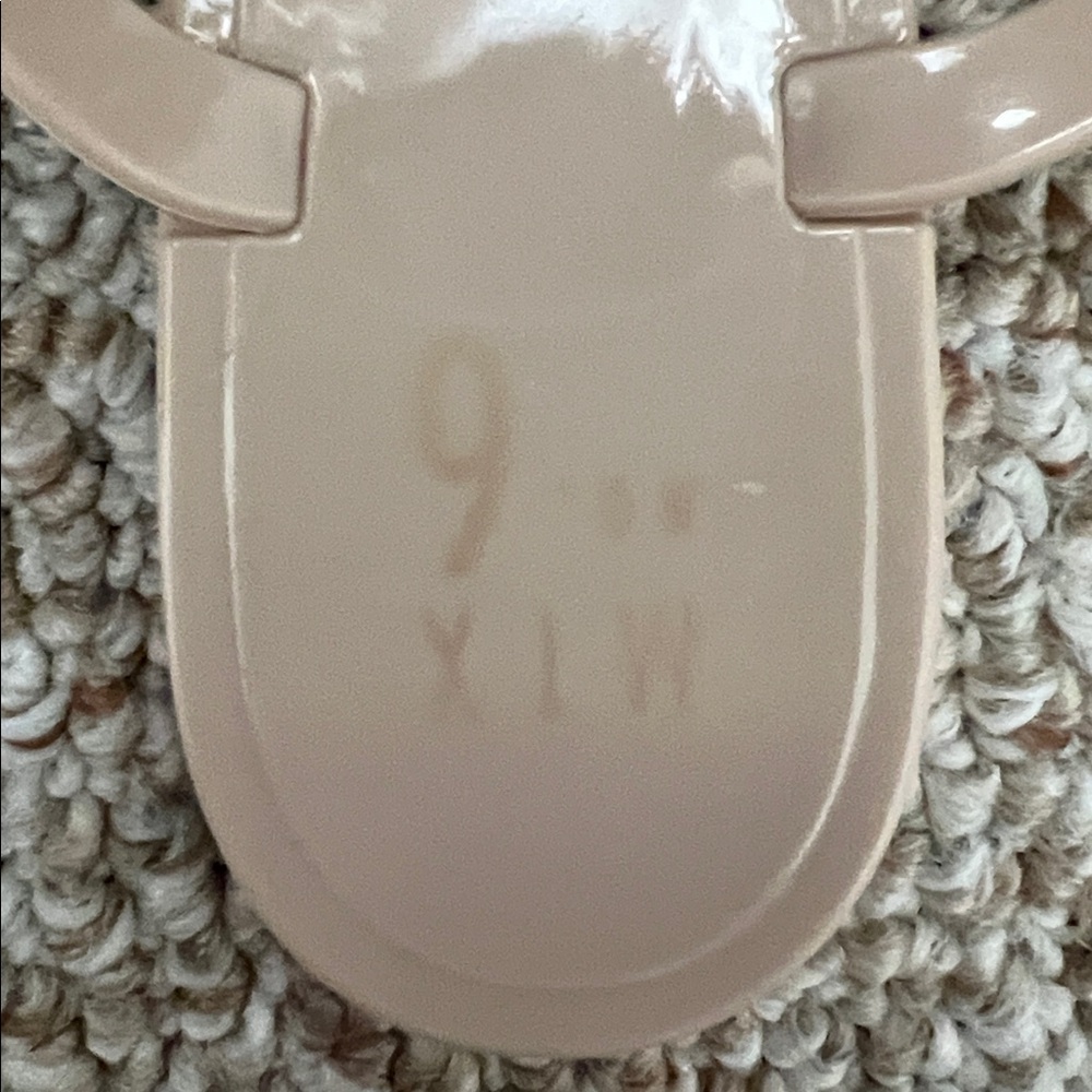 Mix No. 6 Women's Light Pink / Nude Gold Studded Sandals - Size 9 - Picture 4 of 6